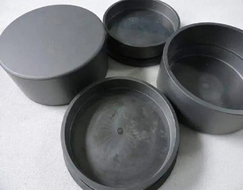 四柱液壓機壓制坩堝蓋成品